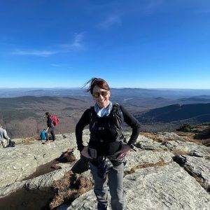 Meet your Posher, Caroline